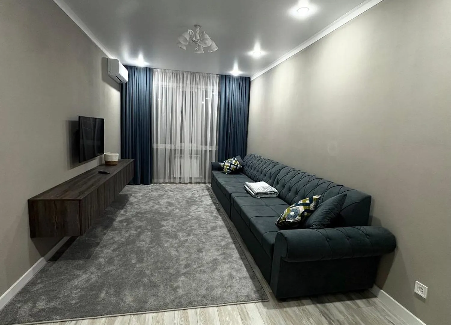 Уютная Квартира Рядом С Аэропортом Almaty Apartment